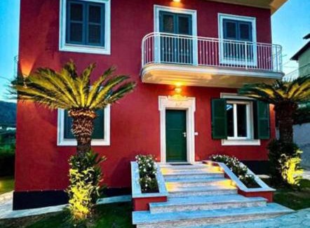 San Lorenzo della Costa Villa | Elegante Villa Giardino + Posteggio privato