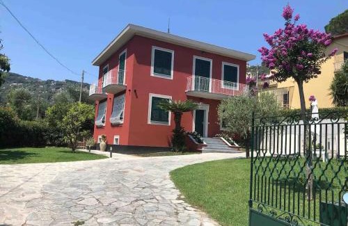 San Lorenzo della Costa Villa | Elegante Villa Giardino + Posteggio privato