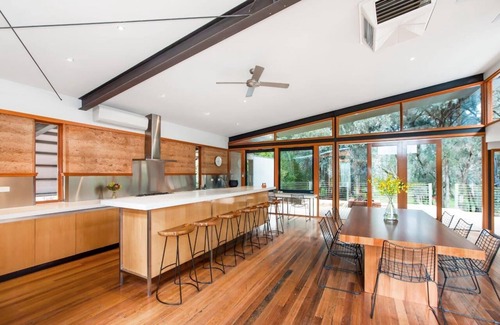 Moama House | Elements Summary: Wel