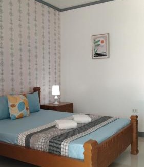 Daanbantayan House | ELEN INN - Malapascua Island Air-conditioned Room2
