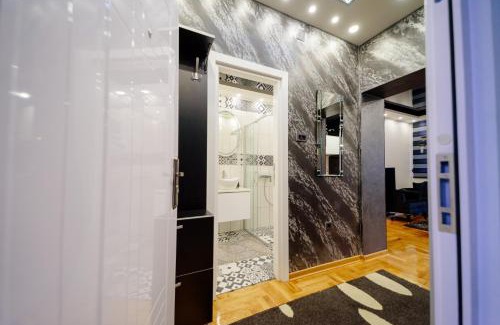 Uzice Apartment | ELENA LUX 2