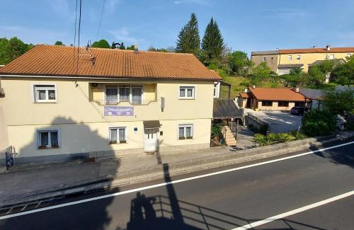 Pasjak House | Elena Rooms