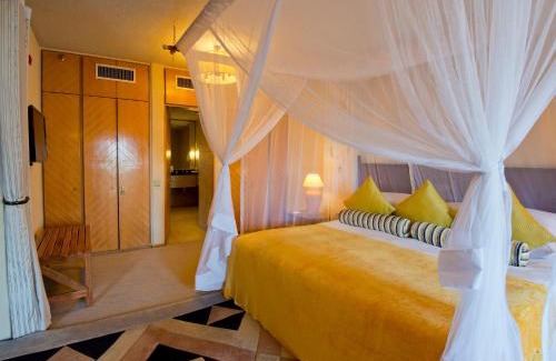 Victoria Falls Hotel | Elephant Hills Resort