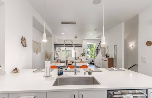 Skyland House | Elevated Living: Luxury Denver Townhome with Spectacular Views and Hot Tub