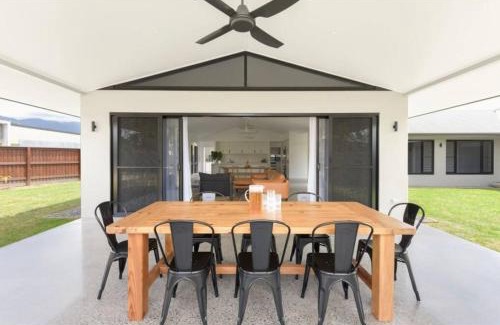 Mossman House | Eleven Watson Guesthouse