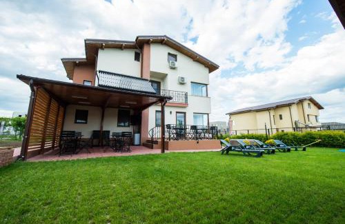 Techirghiol House | Elina