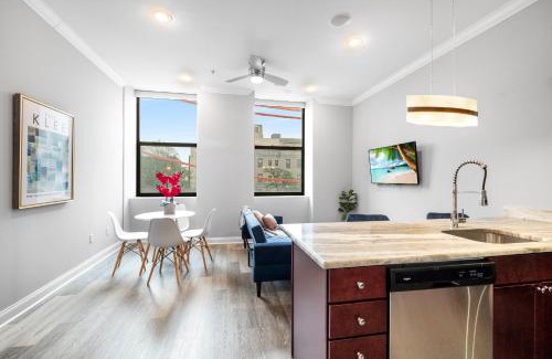 Olde Kensington Apartment | Elite 1br Suite W Pool & Gym