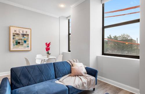Olde Kensington Apartment | Elite 1br Suite W Pool & Gym