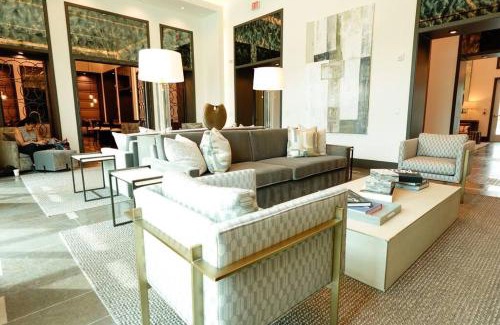 Addicks Apartment | Elite Executive King Suite