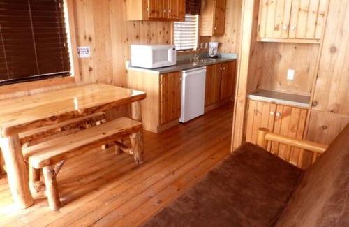 West Yellowstone Cabin | Elk Haven Camping (Cabin 16)