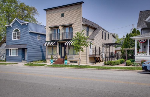 Elkhart Lake House | Elkhart Lake Vacation Rental 3 Mi to Road America!