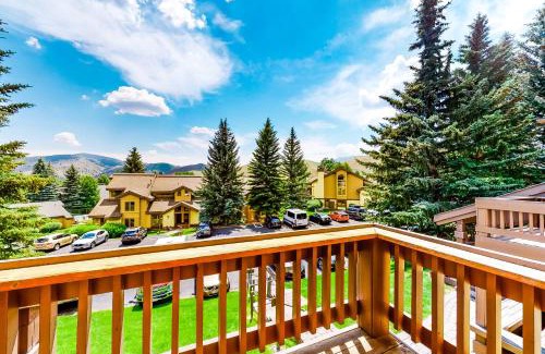 Elkhorn Village Apartment | Elkhorn Retreat