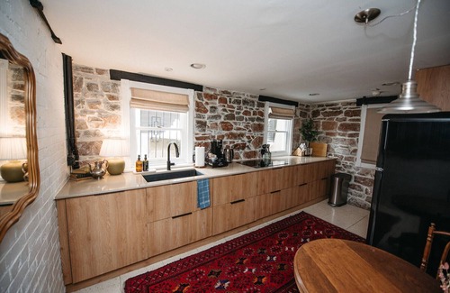 Lower Avenues Bed & Breakfast | Ellerbeck Mansion Bed & Breakfast