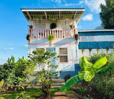 Ngelani Ski Chalet | Elmadel Coffee Gardens 4Bed Rustic Wooden House