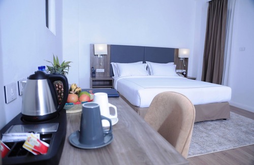 Kirkos Hotel | Elmo's Hotel