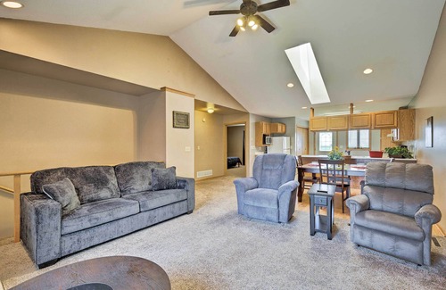 Elwood House | Elwood Townhome w/Patio - 7 Mi to Johnson Lake