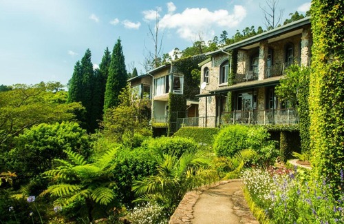 Hhohho House | Ematjeni Retreat & Guesthouse