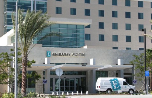 Guasti Hotel | Embassy Suites Ontario - Airport