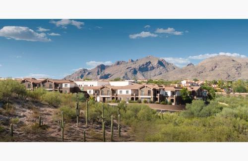 Catalina Foothills Estates Hotel | Embassy Suites Tucson - Paloma Village