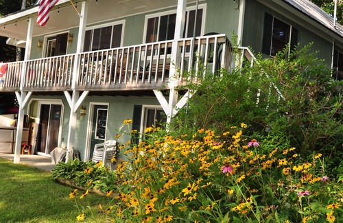 Embden House | Embden Pond Lakehouse Rental