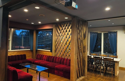 Iida Cabin | Ember Lodge