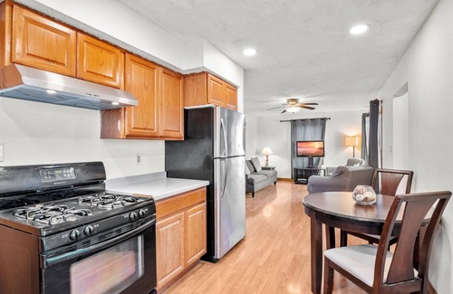 West Side House | Embrace style-comfort @JazzyHome01