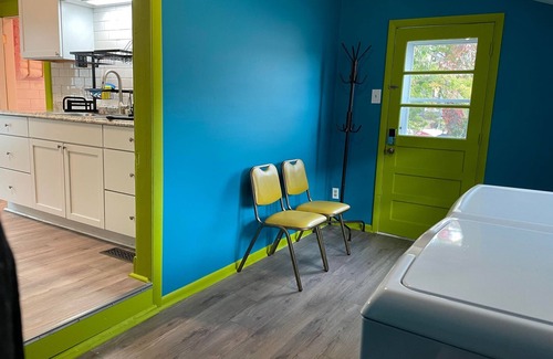 North Central Columbia House | Embrace vibrant, eclectic charm in our 1905 Columbia downtown home.