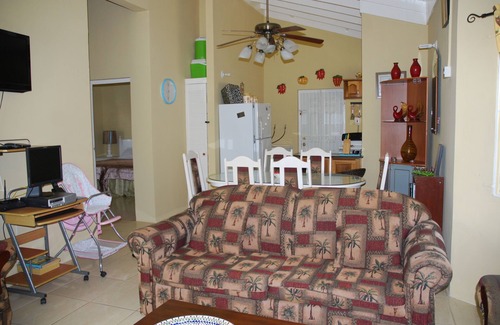 Highgate House | Emerald Estate gated community/Oceanfront
