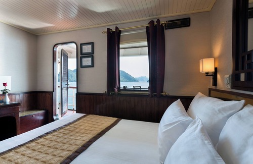 Ha Long Boat Rental | Emeraude Classic Cruises