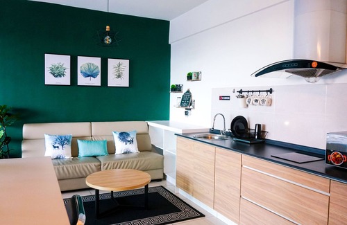 Bandar Baru Bangi Apartment | Emereen Guesthouse @ Evo Bangi