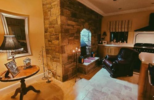 Foxford House | 'Emily' Deluxe Family Room
