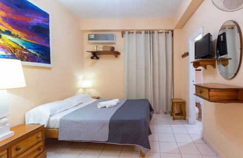 Old Havana Hotel | Empedrado 505