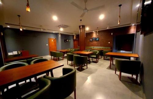 Chalakudy Hotel | Emperor-Hotel Rachana Continental Pvt Ltd