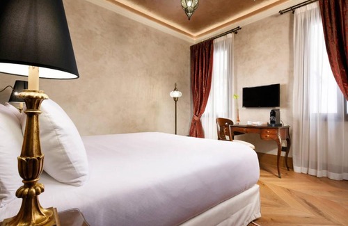 Santa Croce Apartment | Empress Theodora Apartments