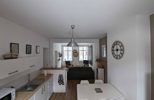 Arras Apartment | En Hypercentre, au Calme, Avec Cour Privative Aménagée, Appartement Rénové