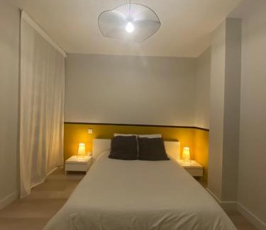 Mayenne Apartment | "En Roue Libre" 45m2 au calme centre-ville rez-de-chaussée