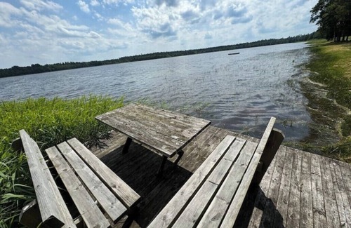 Dorarp House | En skön plats nära sjö och Kyrka från 1200-talet