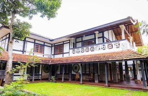 New Town House | Enara House