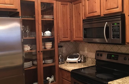 Mesilla Park Condo | Encanto de Mesilla - Comfort and Taste!