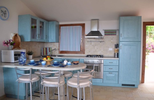 Eden Rock House | Enchanted house with sea view 10 minutes from Chia