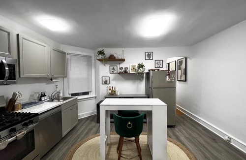 Wynnefield House | Enchanting Oasis in Philadelphia: Cozy 1BR Haven: Relax & Enjoy!