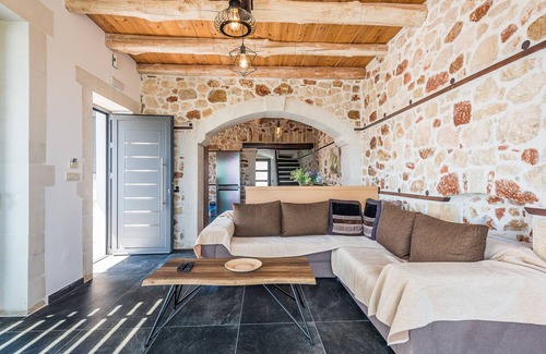 Douliana Villa | Enid Villa with private pool and amazing view