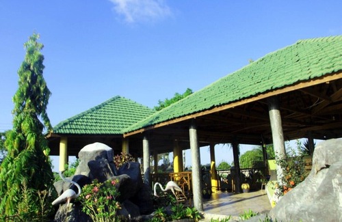 Kigamboni House | Enjoy A Cultural suite in Tanzania