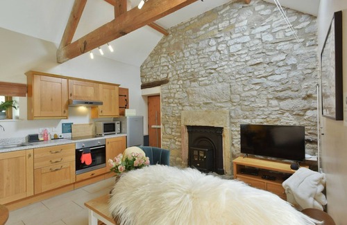Crowdecote Cottage | Enjoy life in the slow lane at Walker's Rest Cottage