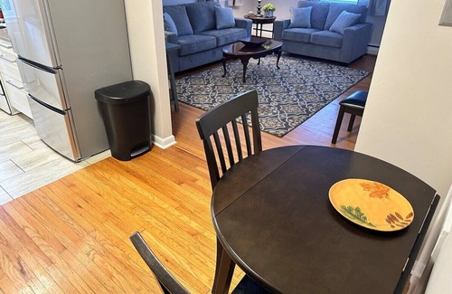Narberth Apartment | Enjoy Small Town America in this quiet, friendly and quaint Main Line Philly town of Narberth