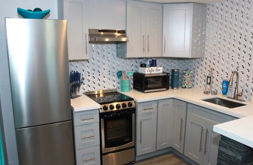 Miami Gardens Apartment | Enjoy this stylish studio space. Walking distance from Hardrock Stadium