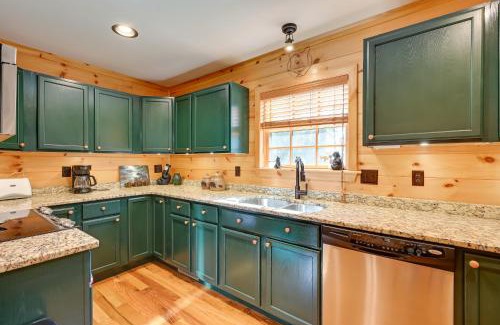 Ennice House | Ennice Cabin with Waterfall Near Blue Ridge Pkwy!