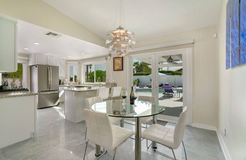 Desert Park Estates House | ENTERTAINERS DREAM BACKYARD WITH GORGEOUS MOUNTAIN VIEWS