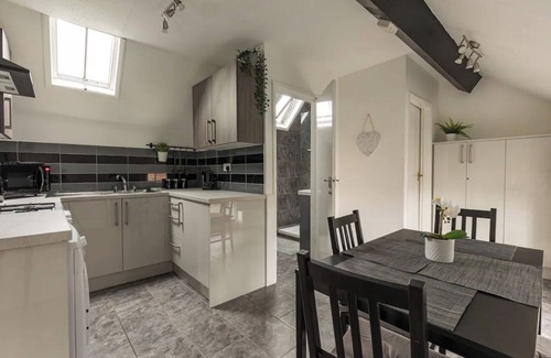Syston Apartment | Entire apartment - Syston The Carpenters Loft