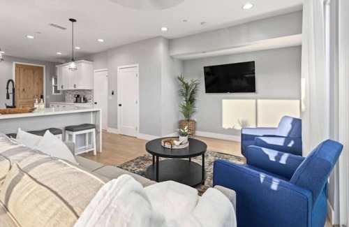 Normal Heights Condo | Entire Brand New Luxury Townhouse! #2